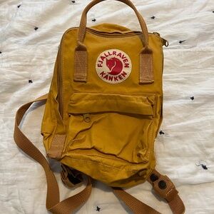 Fjallraven Kanken Mini Ochre